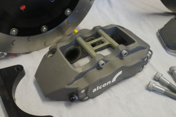 Alcon F97Y01-07F7E-CR Club Race: Front Brake Kit: Evo IV - IX