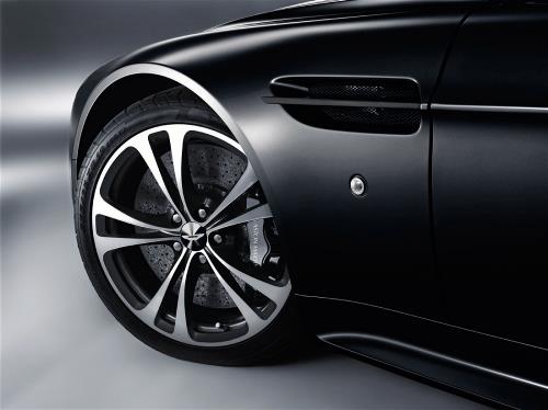 Aston Martin AD23-36-10045 19" 10 Spoke Forged Wheel Kit Gloss Black Diamond Turned | ML Performance EU Car Parts