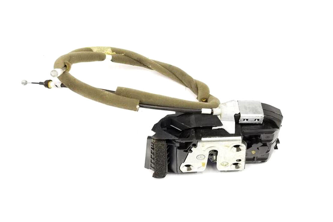 VEMO V46-85-0016 Door Lock | ML Performance Car Parts