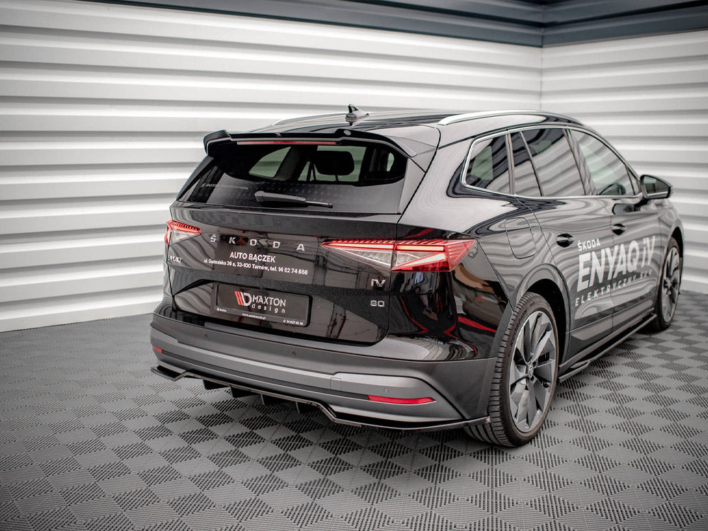Maxton Design Skoda Enyaq IV (2020-) Central Rear Splitter (vertical Bars)