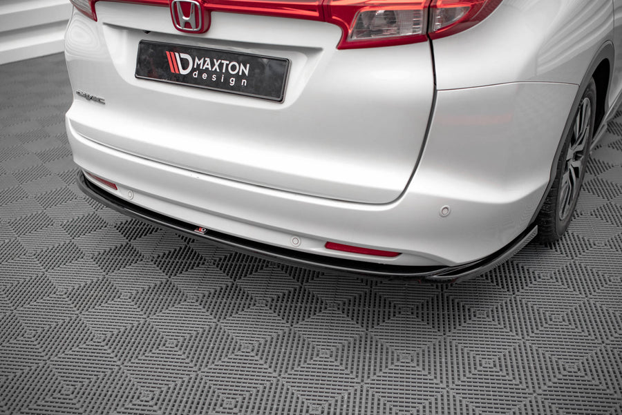 Maxton Design Honda Civic Tourer MK9 Central Rear Splitter
